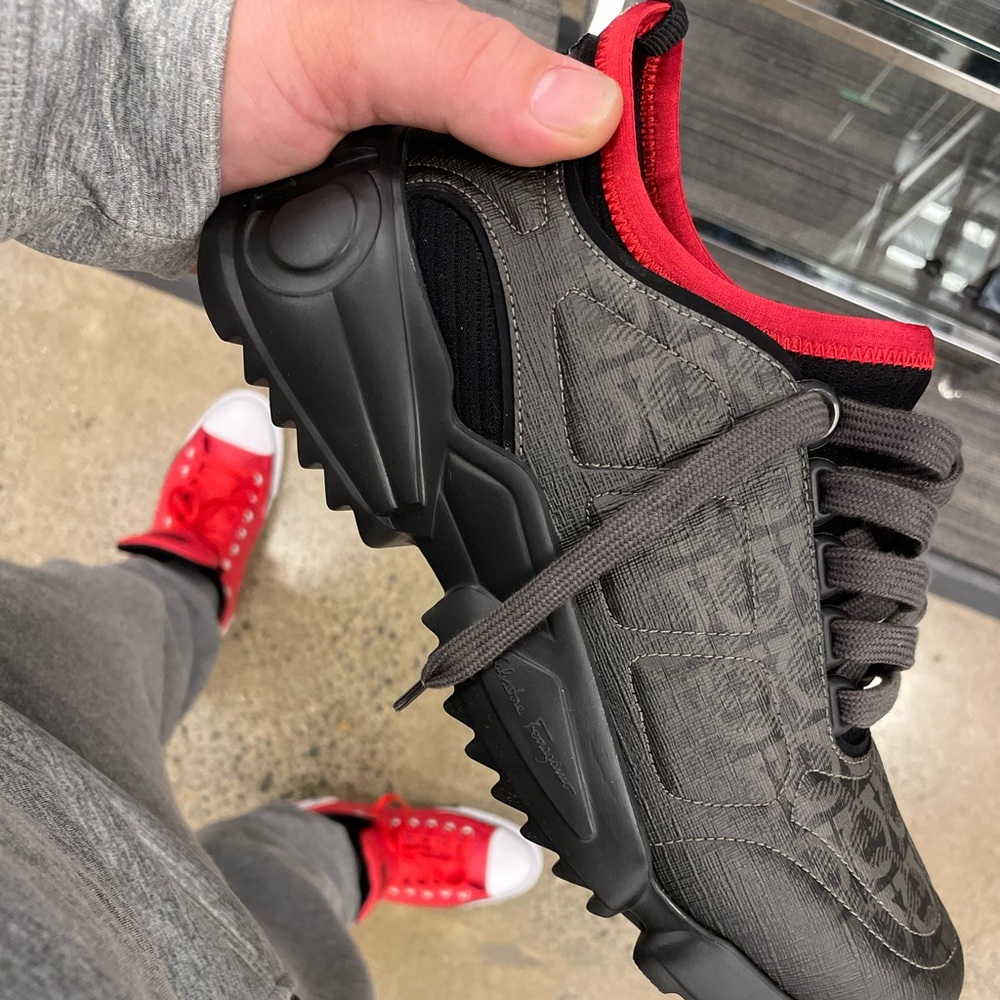 Meet your Posher, Rocky